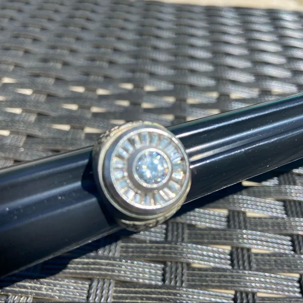 Mens vintage silver ring with beautiful CZs sz 9